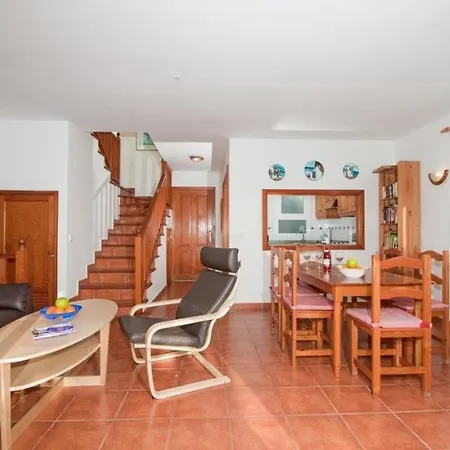 Puerto Del Carmen Sleeps 6 Pool Wifi Вилла *